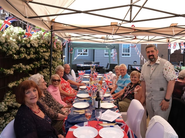 Scheme Manager with Residents