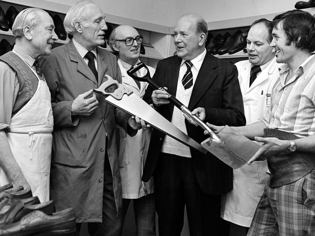 1980 RETIREMENT AT LOAKES MR HOPE