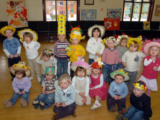 Geddington, Happy Faces Pre-School, Easter Bonnet parade 2008