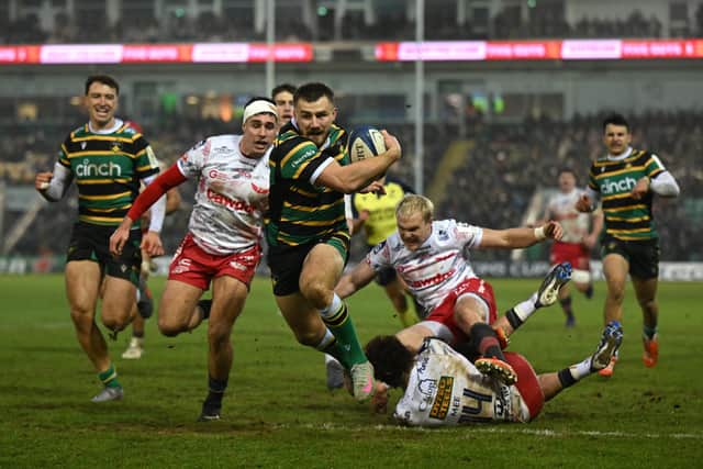 Ollie Sleightholme scored for Saints against Scarlets on Sunday afternoon (photo by Shaun Botterill/Getty Images)