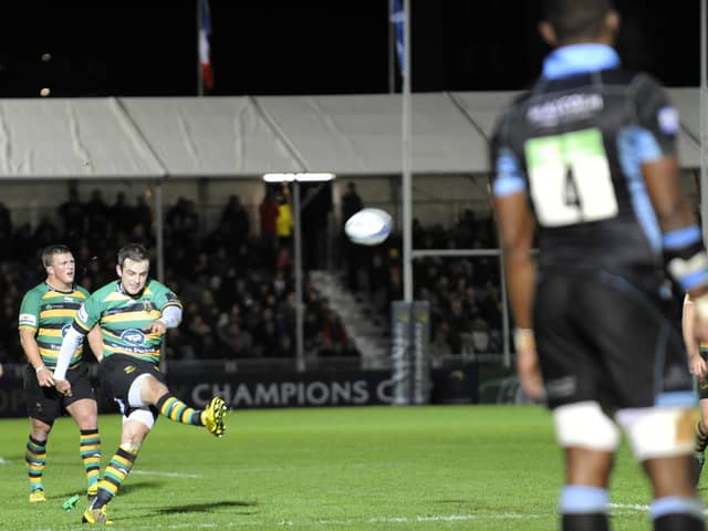 Stephen Myler notched 11 points when Saints won at Scotstoun Stadium in 2015 (photo by Christian Cooksey/Getty Images)