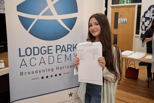 Anna secures top grades in her GCSE results
