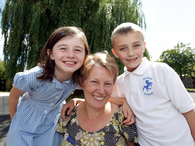 Studfall Infants retirement party for teacher Elaine Rawlings who's been there 23 years,  2010