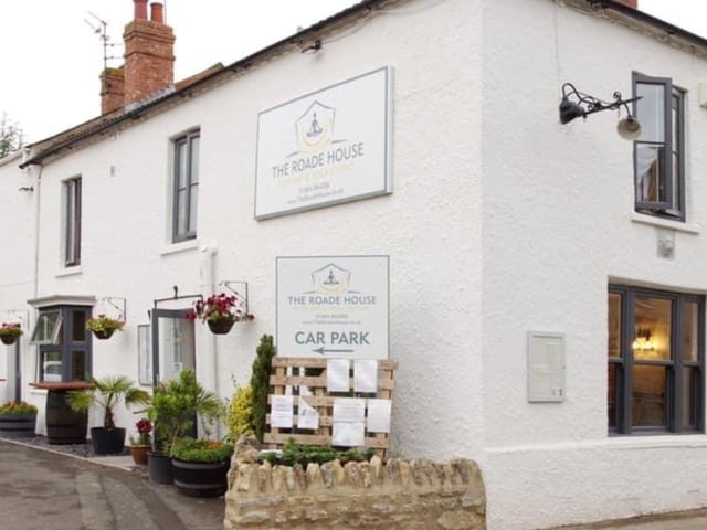 16 High St, Roade, Northampton, NN7 2NW.