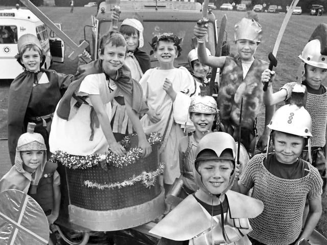 1987 IRTHLINGBOROUGH CARNIVAL