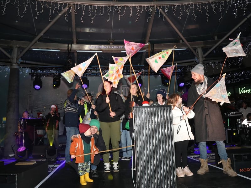 Kettering light switch on 2023:Kettering Christmas Lights Switch On