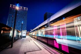 Discover the duchy in fluorescent flash for free thanks to gratis transport drive