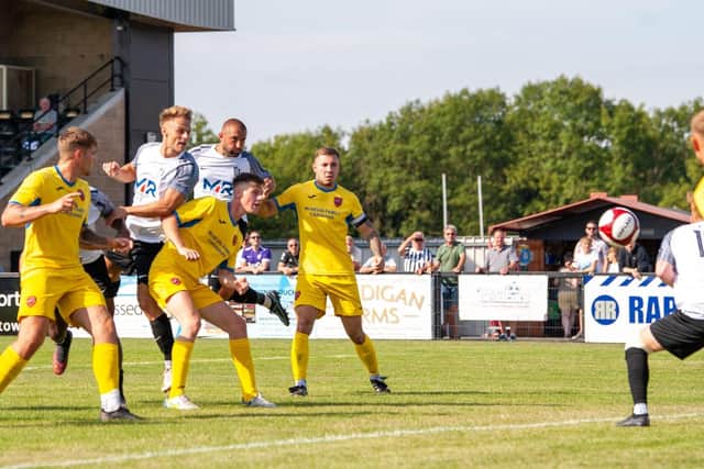 Carl Sibson heads towards goal during Corby Town's 1-0 defeat to AFC Mansfield at Steel Park. Pictures by Jim Darrah