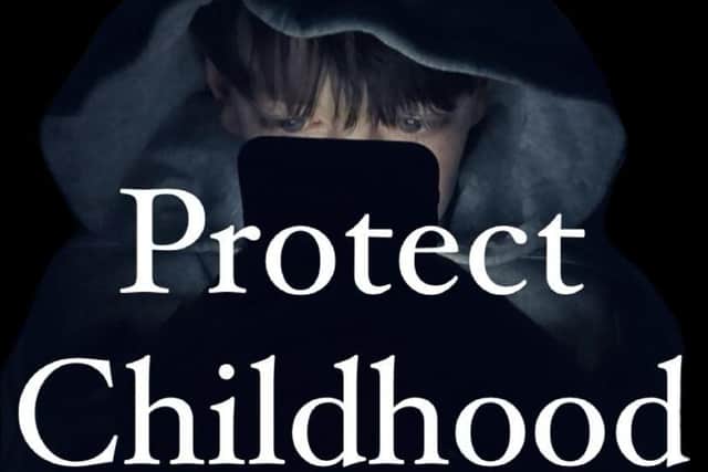 Childhood is too short to be spent on a smartphone!