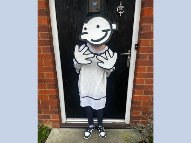 Dazzy age 10 as Diary of a Wimpy Kid