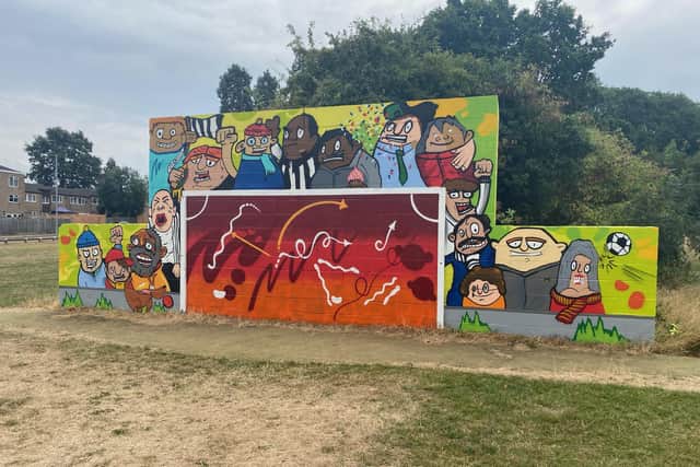 Mural in Colyers Avenue