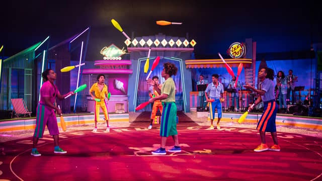 Giffords Circus