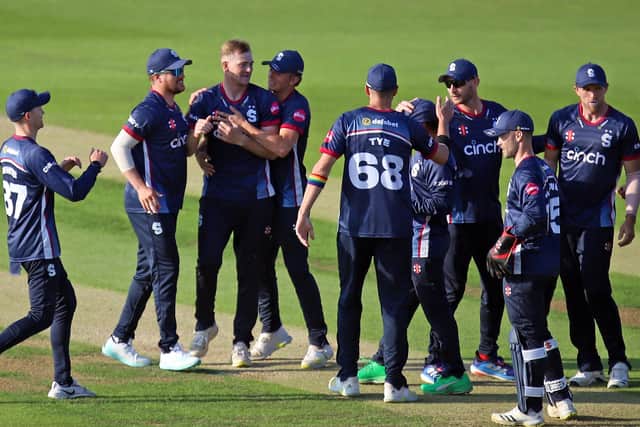 Northants Steelbacks celebrate claiming a wicket in the Worcestershire Rapids innings (Picture: Peter Short)