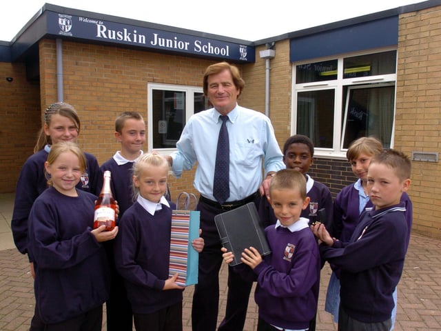 Wellingborough, Ruskin Junior School, retirement of Head teacher Kevin Pichowski with pupils l-r back row Tammy Stokes, 11, Scott Poole, 11, Elvis Ringisai, 9, Sammi Gibbons, 8. front row l-r Lauren O'Hagan, 10, Alycia Baker, 8, Brad Purdy-Lovell, 8, Frankie East, 10. - 2008