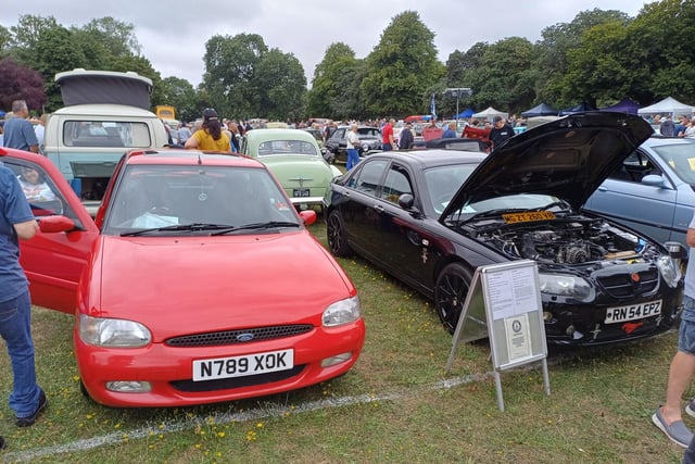 Rushden Car Rally Picture special: All the best bits as classic cars line Rushden's Hall Park