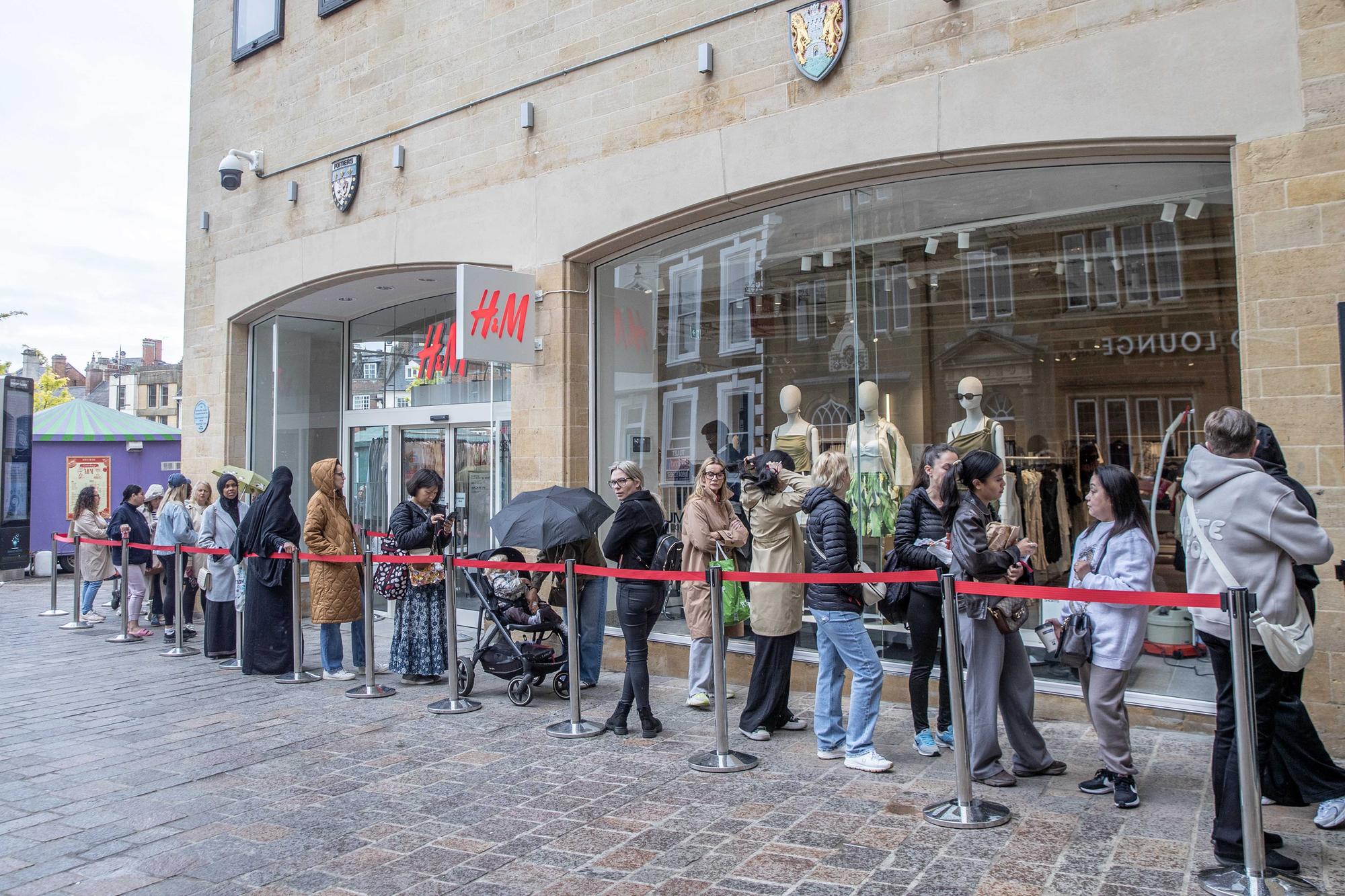 The international retailer has relocated from its Abington Street shop to the former New Look store inside the Grosvenor Centre