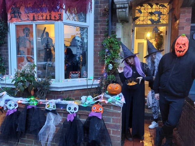 Kingsley Avenue Halloween