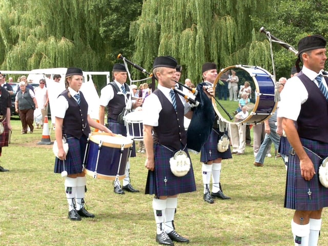 Corby Highland Gathering 2009: Corby Grampian club pipe band compete for the judges