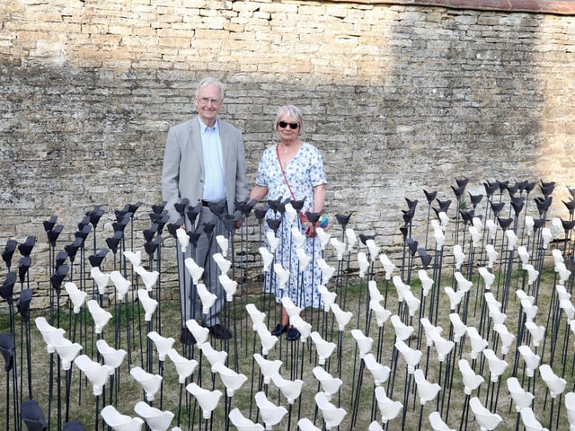 Art installation at Chester House for Cransley Hospice to mark the 25th anniversary of the Kettering hospice.
Artist Louise Crookenden-Johnson creator of the 500 handmade pottery robins, unveiled by Lord Lt James Saunders Watson
Friday, June 16, 2023