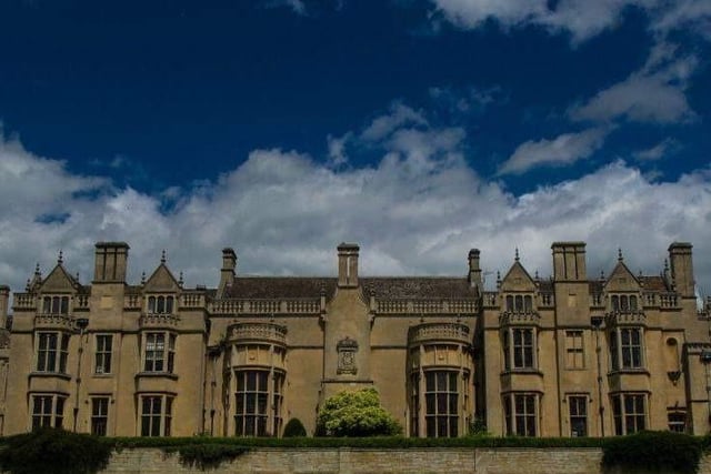 It is thought that an Italian maid haunts Rushton Hall in a while wedding gown after being betrayed by Lord Cullen.