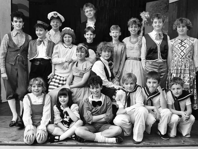 1988 panto rehearsal in the church rooms, Rothwell
