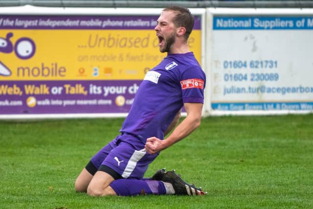 Jack Bowen has become the latest new arrival at promotion-chasing Wellingborough Town after joining from Daventry Town
