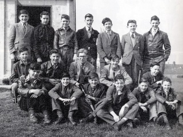 Tennyson Road County Modern School, Rushden - Class 4T in March 1954 outside the Science Store Room entrance