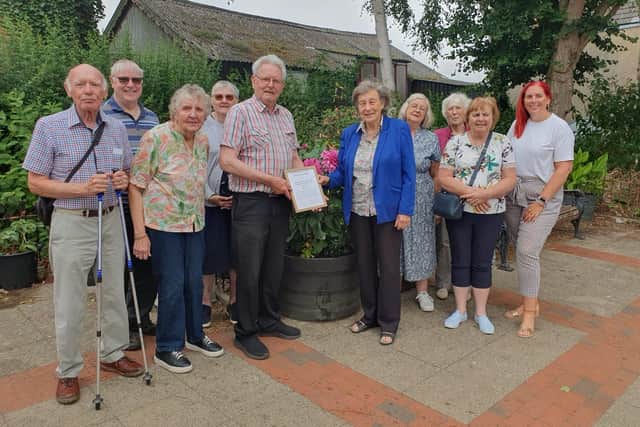 John Cass receives his award from Belinda Humfrey Desborough Civic Society /Desborough in Bloom