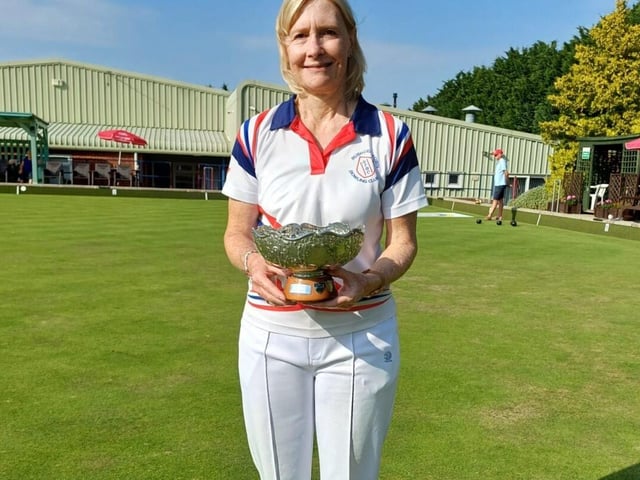 Ladies 4 Wood Singles winner - Joy Gordon