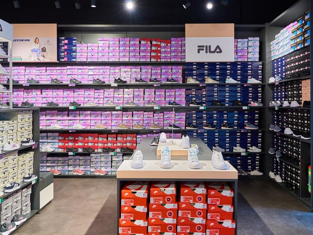 Deichmann in Willow Place Corby has opened:Corby Deichmann opens