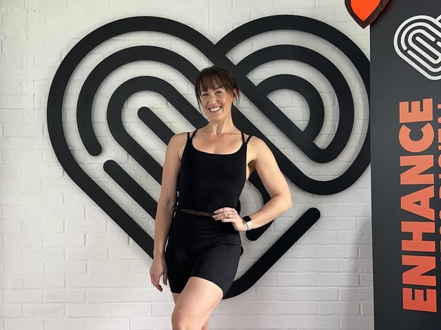 Ellen Saunders worked at sea as a professional dancer until 2016, when she joined her mother Jane’s business Enhance Fitness. Ellen now runs it alone, and has successfully expanded the business across Long Buckby, West Haddon and with a loyal and growing number of online members.