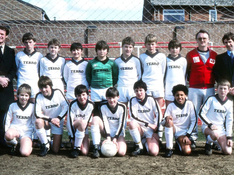 1984 and Corby Hellenic U14s line up for team shot at the Weetabix League cup finals
Nick Ward recognised his dad's team. 
Iain Pearson has named as many players as possible back row L-R ?? Ally Reid, Duncan Collis, Tony Fargnoli, Nick Aston, Gary Brown, Iain McHugh, Paul Gallagher, Willie McCowatt (asst) Kenny Ward (manager). Front Row l-r Ray Ward Mark Kristunis, Peter McAllister, Alan Hall, Colin Scott, James Williams and Stevie Farr