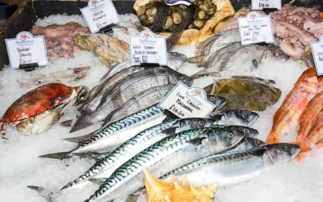 Seafood is best when it's locally caught (photo: Shutterstock)