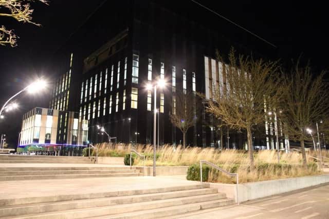 Corby Cube: Corby: at night George St
Thursday November 23, 2017 NNL-171123-212050009