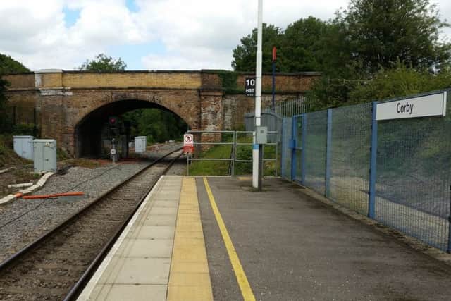 The Cottingham Road bridge. NNL-181001-103526005