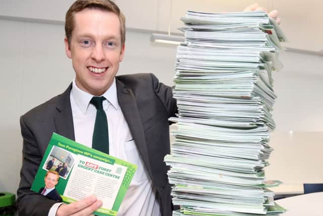 Campaign Postbag: Corby: Tom Pursglove with campaign postcards from constituents re the Corby Urgent Care Centre, (CCG)
Thursday January 18th 2018 NNL-180118-192154009