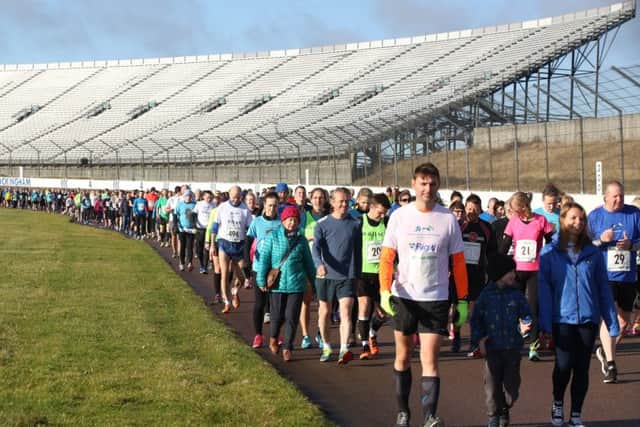 Brass Monkey: Corby: fun run and 10km around Rockingham Speedway. Sunday, January, 28 2018 NNL-180128-172717009
