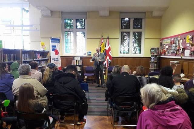 Russ Barrie talks to parents and children. NNL-180214-144354005