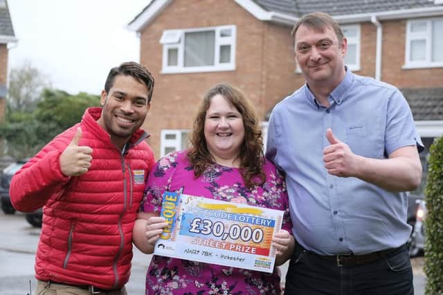 Jane and Garry Hogan with Danyl Johnson. NNL-180319-135819005