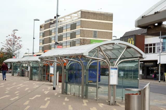 Town GVs: Corby: Corby Town Centre George Street, Bus Stop
Saturday October 29 2016 NNL-161029-212115009