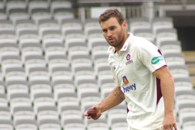 Doug Bracewell bagged three wickets in the Middlesex second innings (picture: Peter Short)