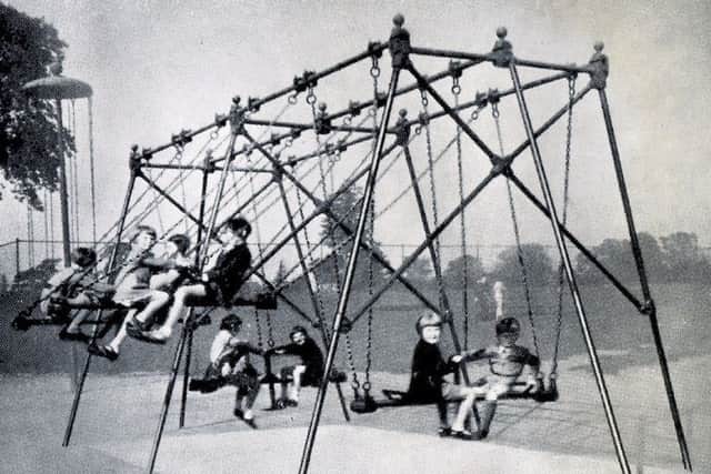 The plank swing
