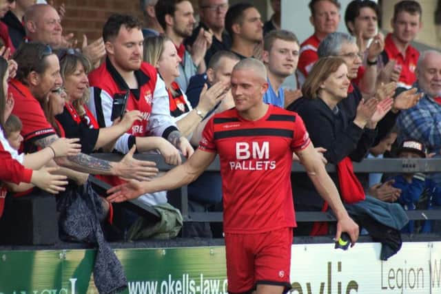 Lindon Meikle thanks the travelling fans at the end of the game