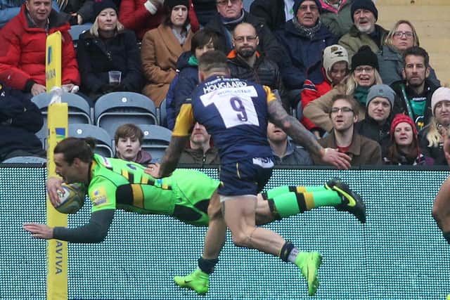 Ben Foden scored at Worcester in November (picture: Sharon Lucey)