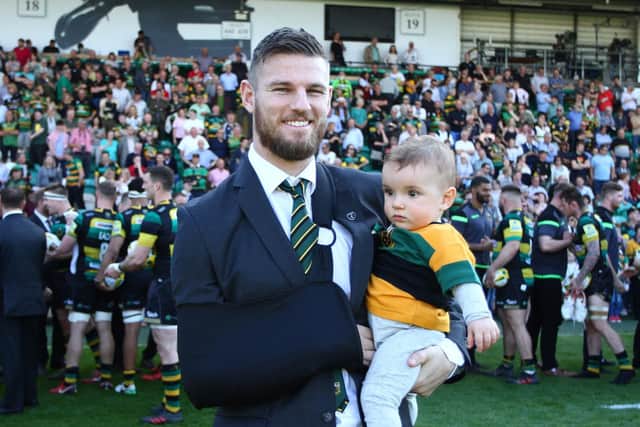 Rob Horne was named supporters' and players' player of the year for 2017/18 (picture: Andy Taylor)