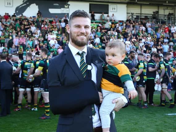 Rob Horne was named supporters' and players' player of the year for 2017/18 (picture: Andy Taylor)