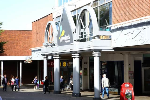 Newlands Centre: Kettering: Newlands Shopping Centre, Gold St Saturday August 20 2015 NNL-150815-205143009