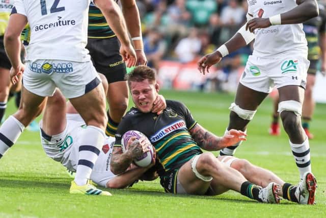 Teimana Harrison tried to steer Saints to victory but Clermont were simply too strong (pictures: Kelly Cooper)