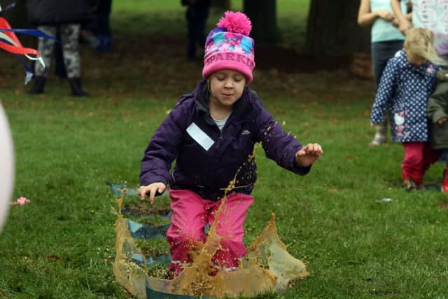 Puddle Jumping: Kettering: Wicksteed Park, Puddle jumping competition
Wednesday October 26 2016 NNL-161026-181837009
