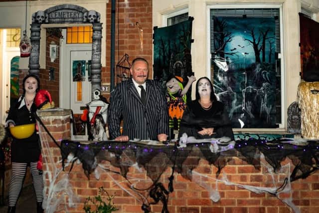 The Adams Family NNL-180111-112345005